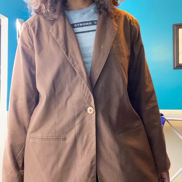 Women’s Blazer - Picture 2 of 4